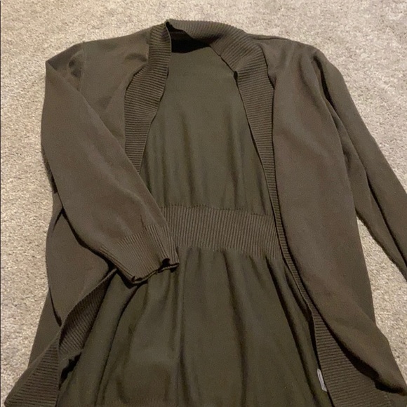 Cardigan - Picture 1 of 2